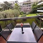 4 Pers Piscine A Pied * Жуан-ле-Пен