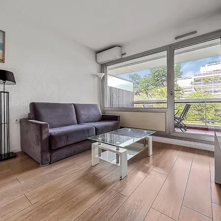 4 Pers Piscine A Pied Nyaraló *