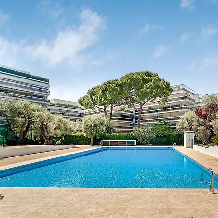 4 Pers Piscine A Pied Nyaraló