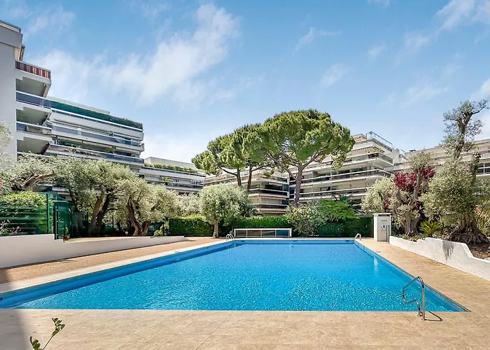 4 Pers Piscine A Pied Holiday home