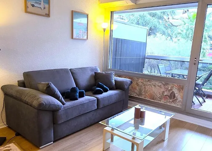 4 Pers Piscine A Pied Holiday home *