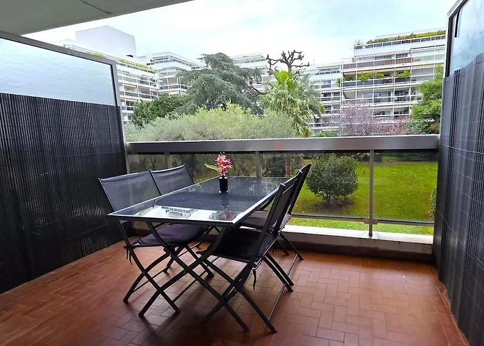 4 Pers Piscine A Pied 胡安莱潘