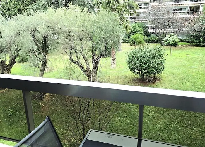 4 Pers Piscine A Pied 度假居 *