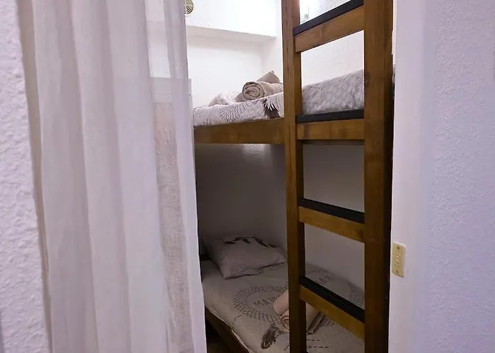 4 Pers Piscine A Pied Holiday home *